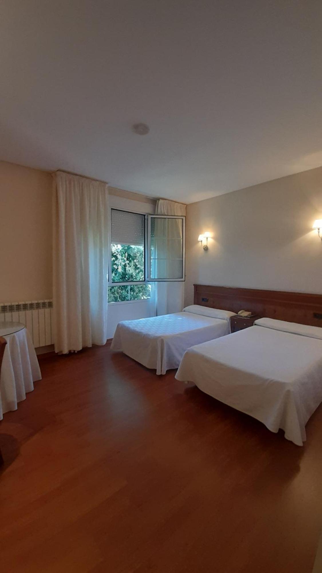 Hotel Las Moreras Leon Luaran gambar